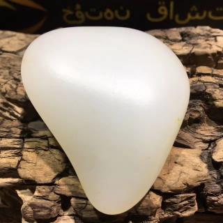马上过新年了,买新疆和田玉要谨慎了,吃药高峰期