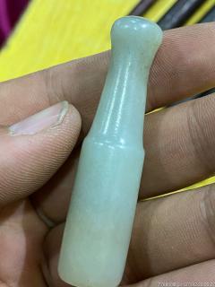 清代和田玉烟嘴一个